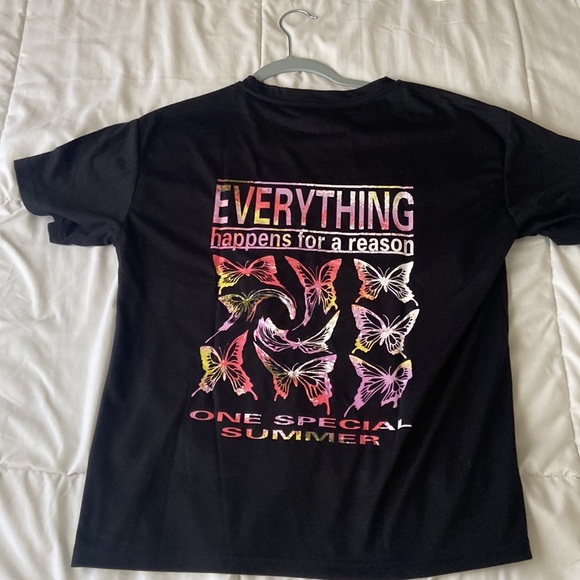 Black large sized butterfly t-shirt - Picture 2 of 4
